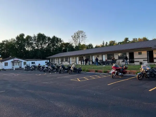 Champlain Motor Inn 7